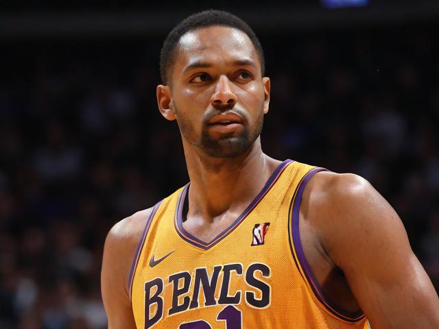 “九游app_ 历史传奇：NBA最伟大球员的黄金时代”，nba史上最伟大的十名球员