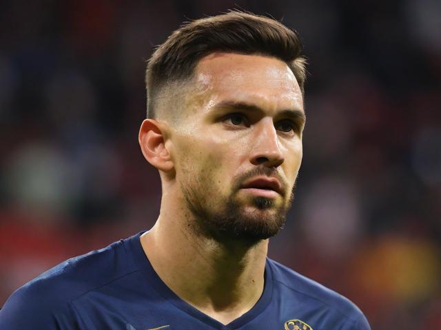 “九游app_ 场外趣事：明星球员的暖心生活”，球赛明星