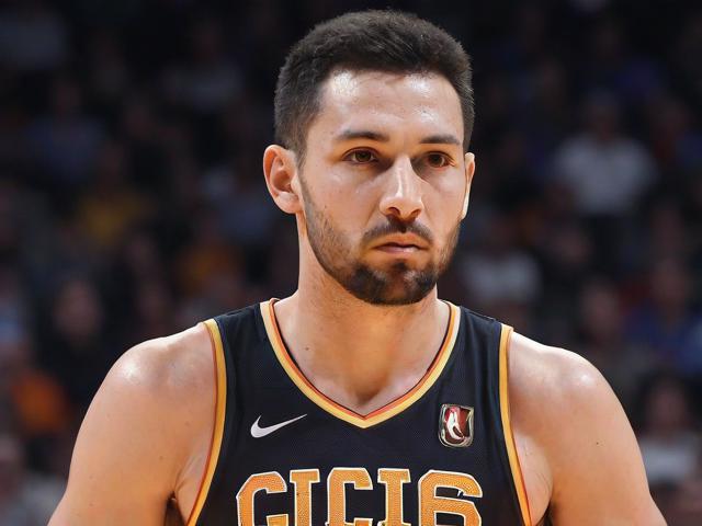 “九游app_ 季后赛最火爆瞬间盘点:球迷最激动的绝杀时刻”,季后赛落后绝杀 “九游app_ 季后赛最火爆瞬间盘点:球迷最激动的绝杀时刻”,季后赛落后绝杀