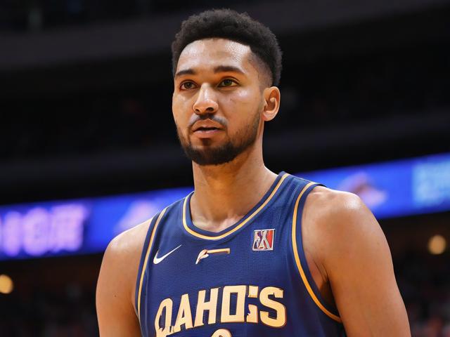 “九游app_ 无限可能：新秀球员的巅峰表现”