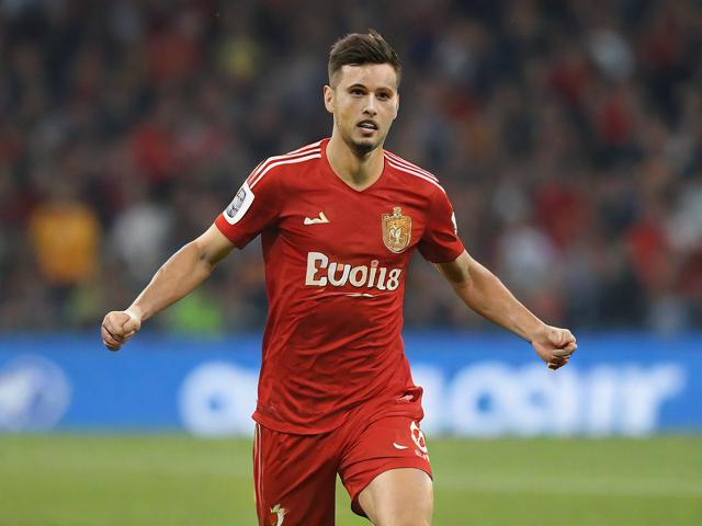 九游体育官网_ 德甲战术频繁调整，精彩瞬间层出不穷，9游游戏官网