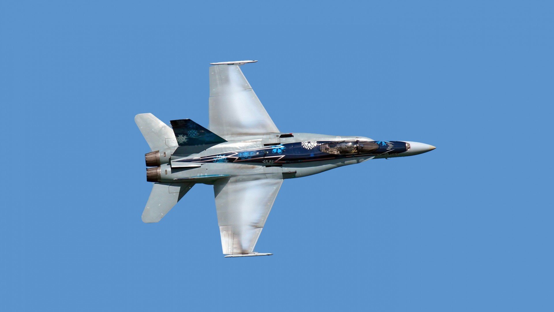 “德甲领先阵营奋勇冲刺,争冠争夺一触即发”,德甲晋级