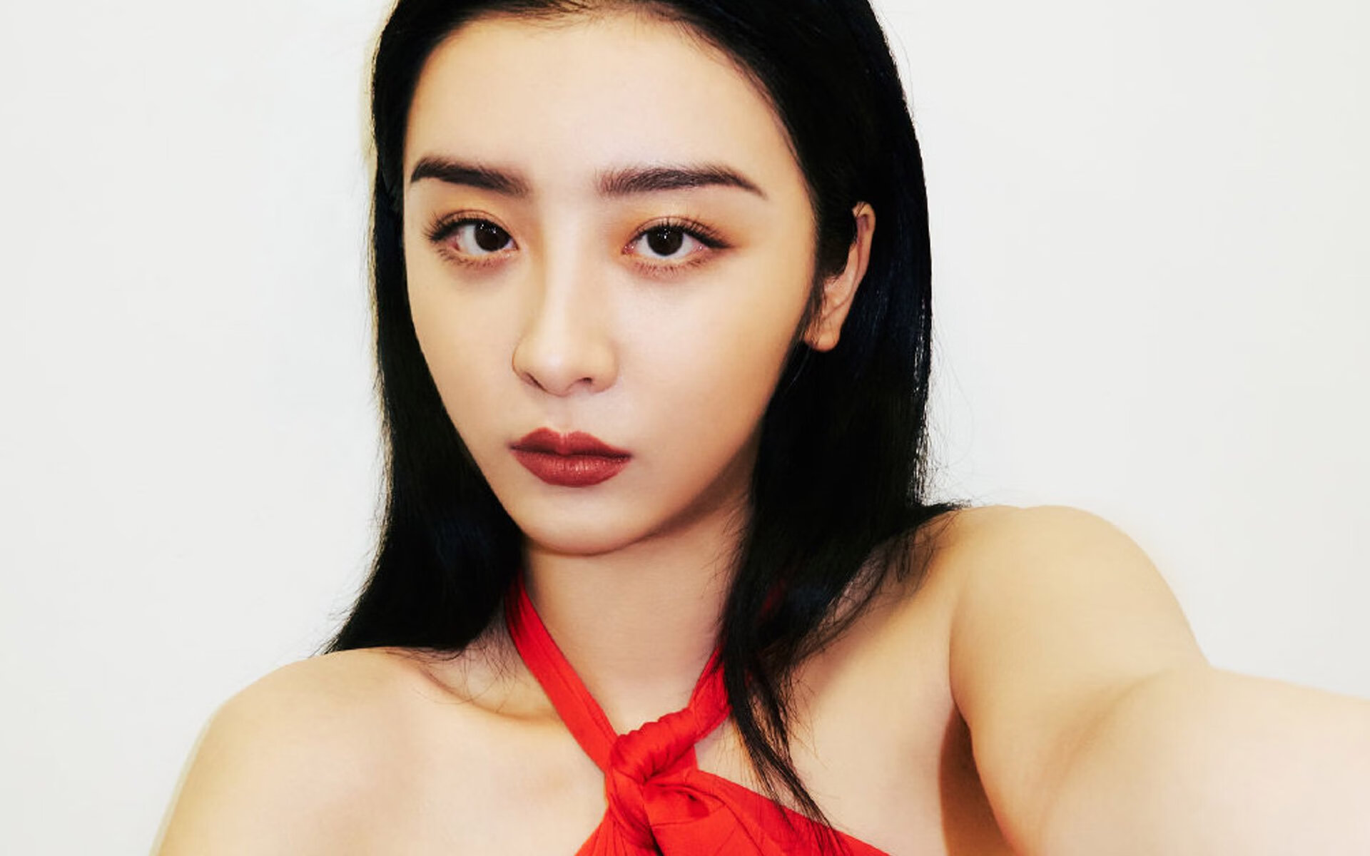 《新星崛起：年轻选手在电竞舞台闪耀》，新崛起的一颗新星