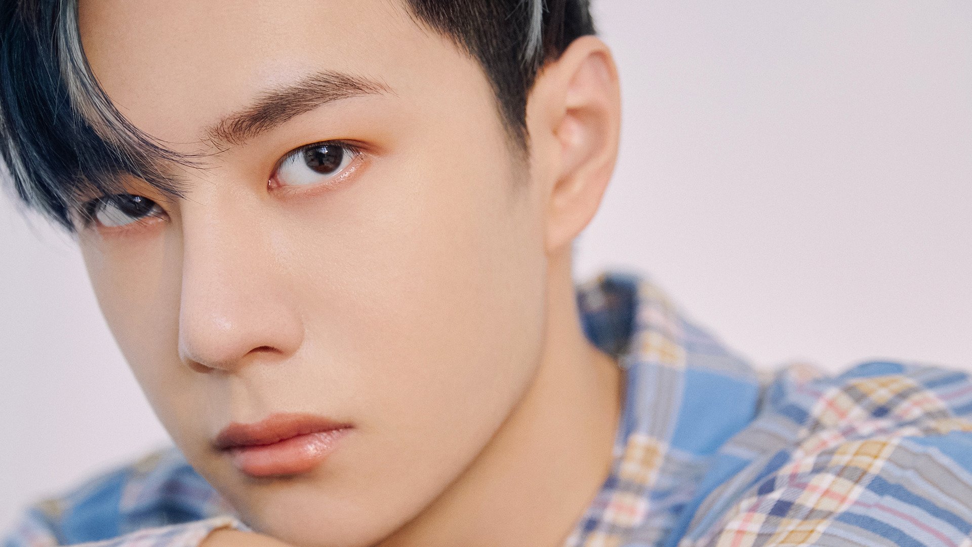 泰国马术协会授予Chantola Kiri“年度最佳盛装舞步骑手”称号。